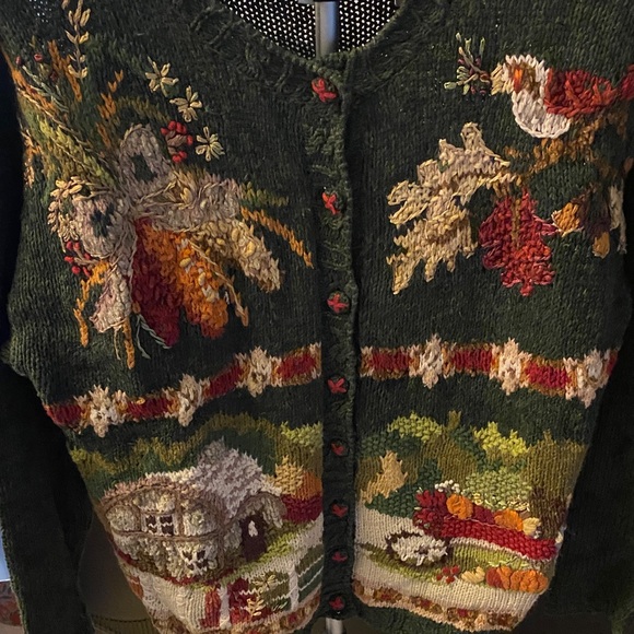 Heirloom Collectibles Green Embroidered Cardigan - Picture 6 of 10